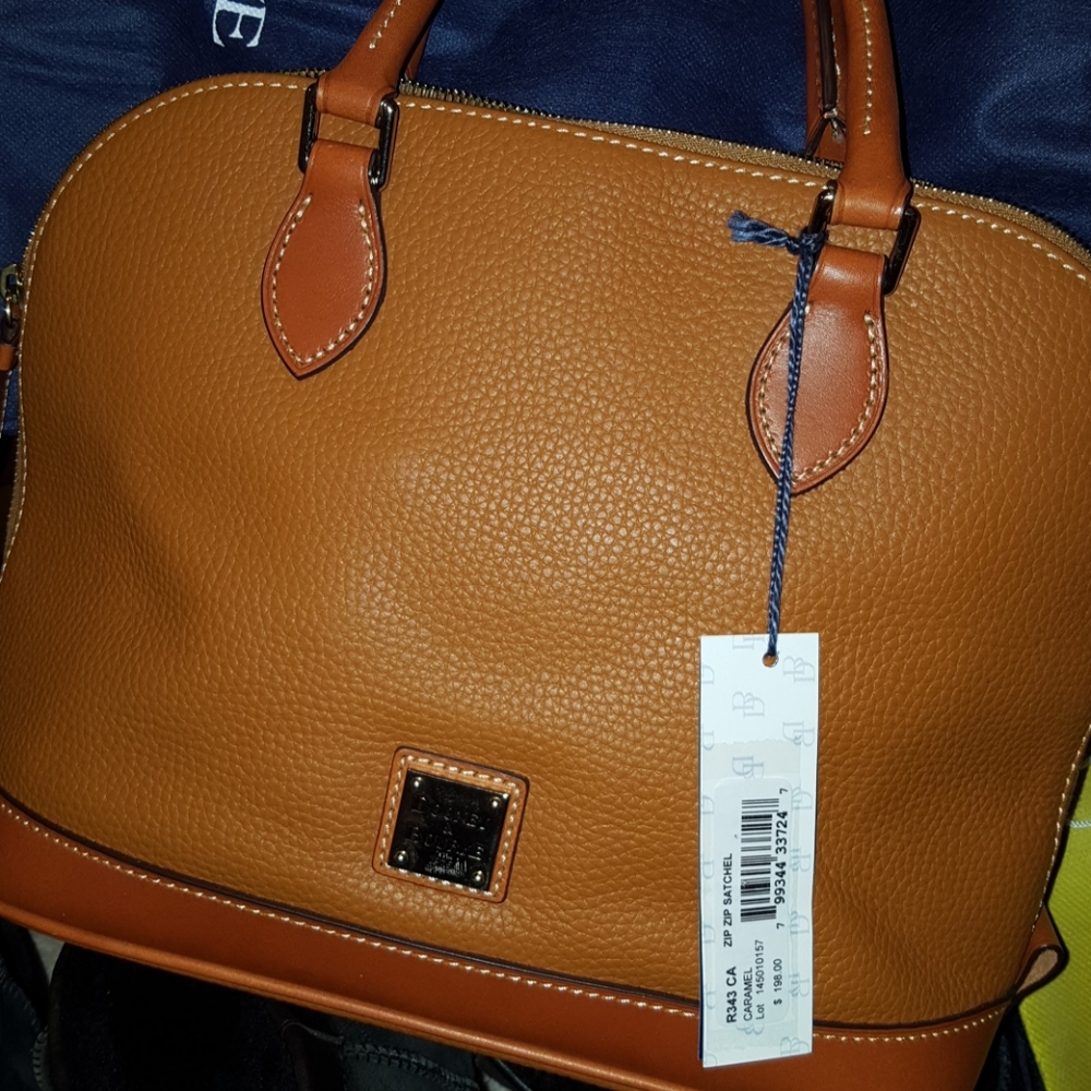 Dooney and Bourke small satchel